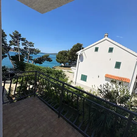 Seaside Escape * Бродарица